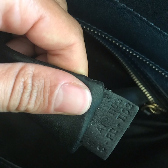 CELINE Linen & Calfskin Tri-Color Phantom Tote Bag - Picture 6 of 8